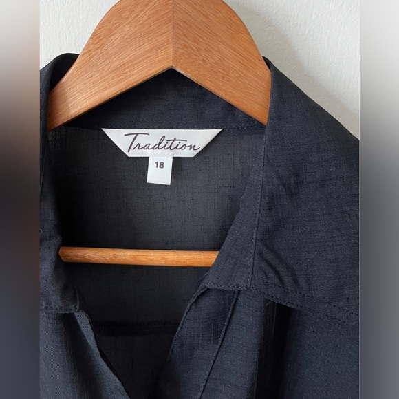 Tradition‎ Lightweight Black Gauzy Sheer Button Front Short Sleeve Blouse - Picture 7 of 11